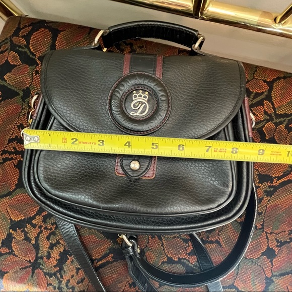 Donatello | Leather Crossbody Purse - Picture 14 of 16